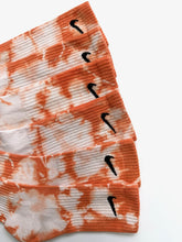 Load image into Gallery viewer, NIKE CRACKLE ORANGE
