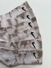 Load image into Gallery viewer, NIKE CRACKLE TAUPE
