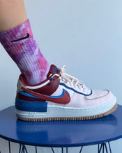 Load image into Gallery viewer, NIKE CRACKLE UNICORN
